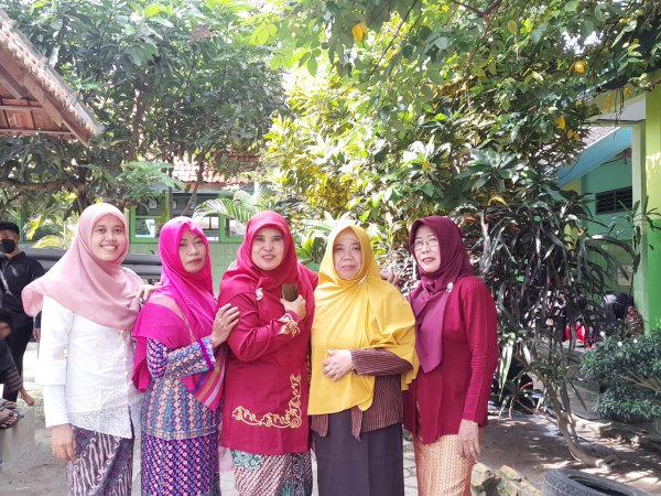 Memperingati Hari Sumpah Pemuda