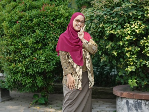 ADINDA ALFI NUR R, S.Pd
