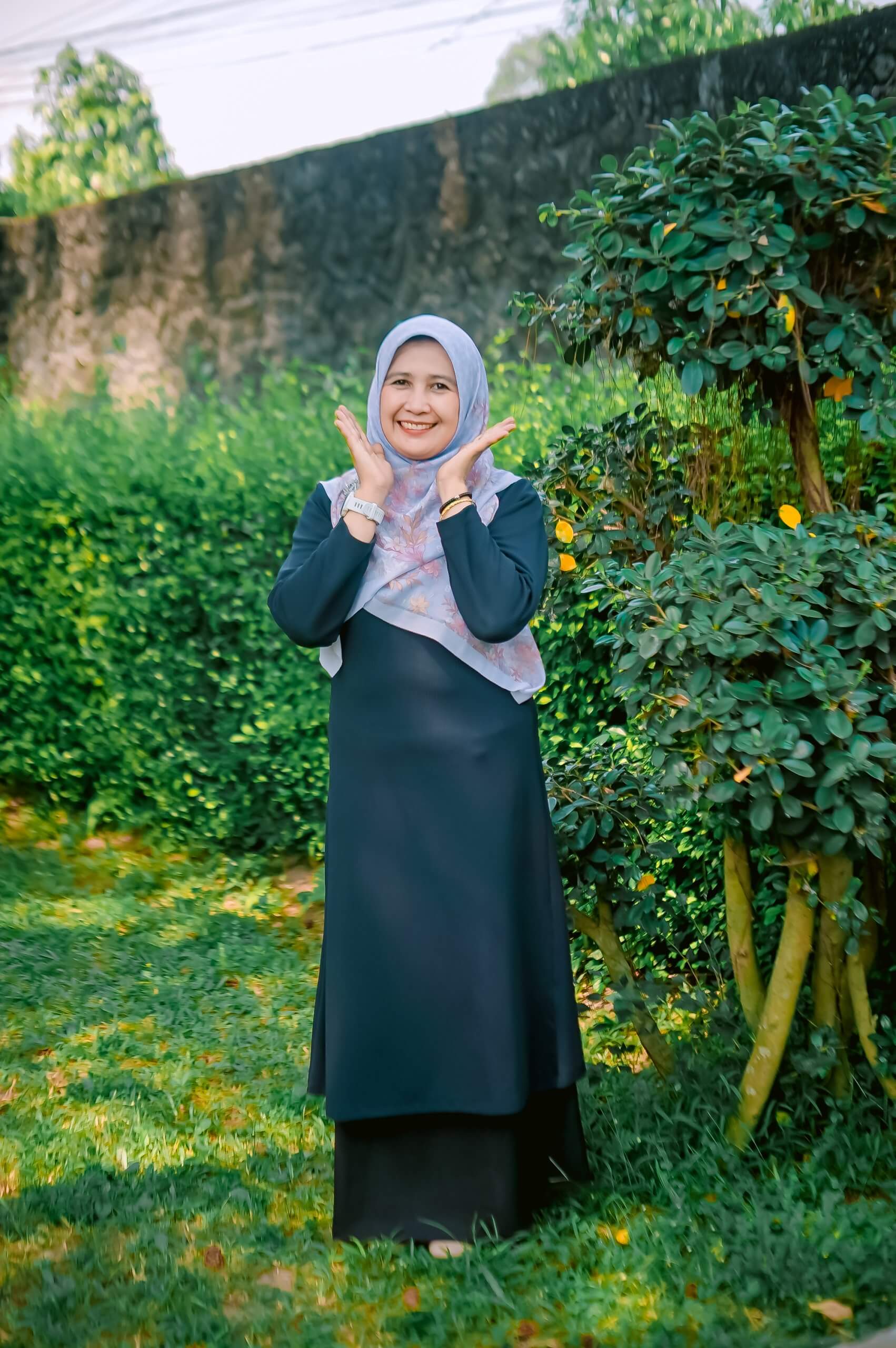 Konsultan Pendidikan, Tak Sekedar Mencari Uang by Novie Anggriani