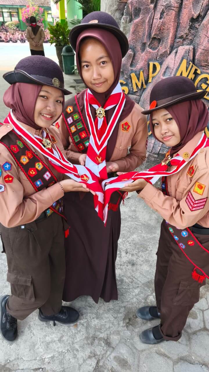 Tiga Siswa SMPN 3 Plosoklaten Lolos Seleksi Penggalang Garuda Tiga Siswa SMPN 3 Plosoklaten Lolos Seleksi Penggalang Garuda